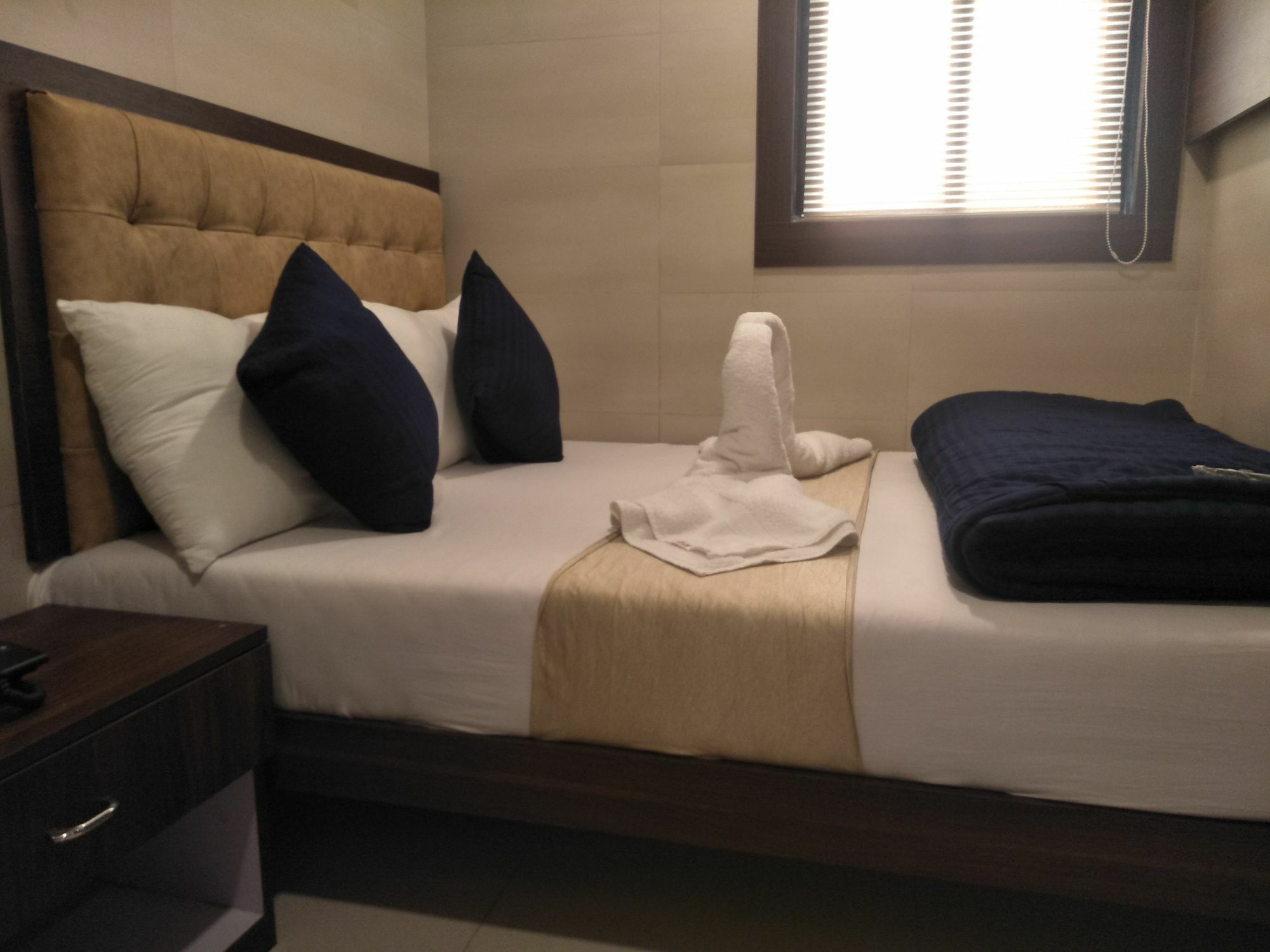 Hotel Avenue Residency Mumbai Eksteriør bilde